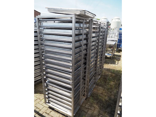 Nn trolleys with bins - afbeelding 2 van  5