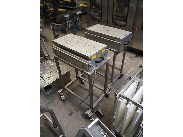 Nn trolleys with dyes - afbeelding 3 van  8