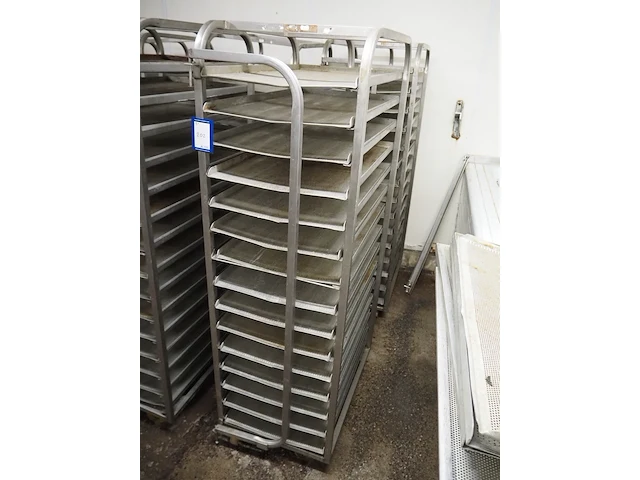 Nn trolleys - afbeelding 3 van  5