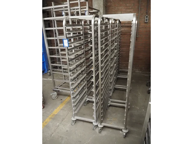 Nn trolleys - afbeelding 1 van  4