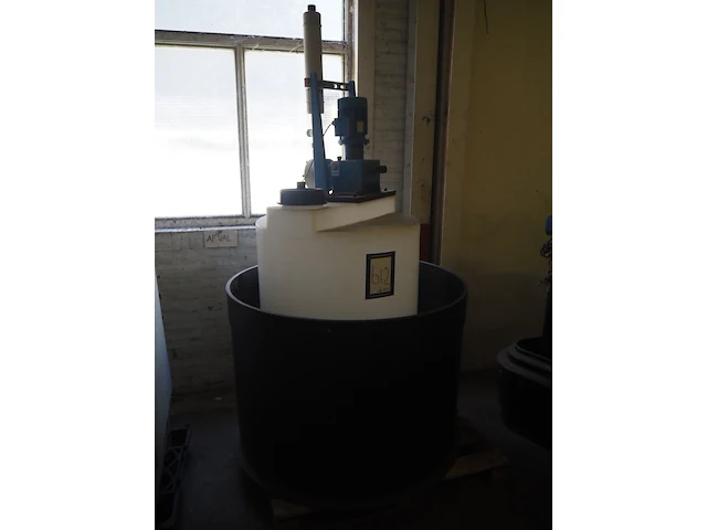 Nn tub - afbeelding 1 van  7