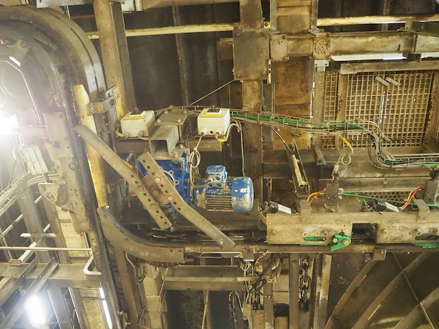 Nn tube rail elevating conveyor - afbeelding 3 van  11