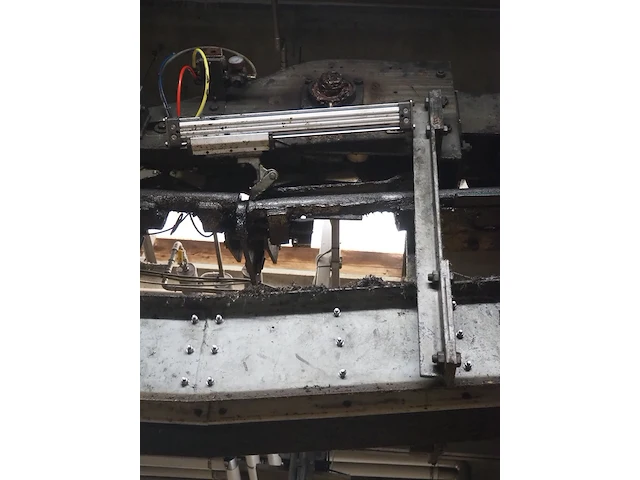 Nn tube rail elevating conveyor - afbeelding 4 van  12