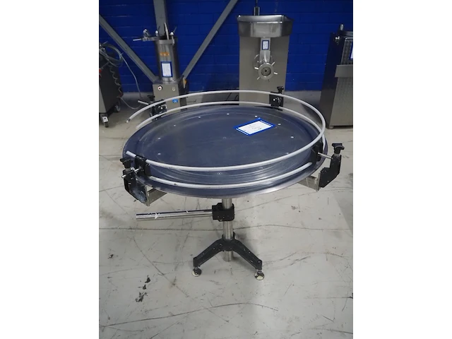 Nn turning table - afbeelding 1 van  5