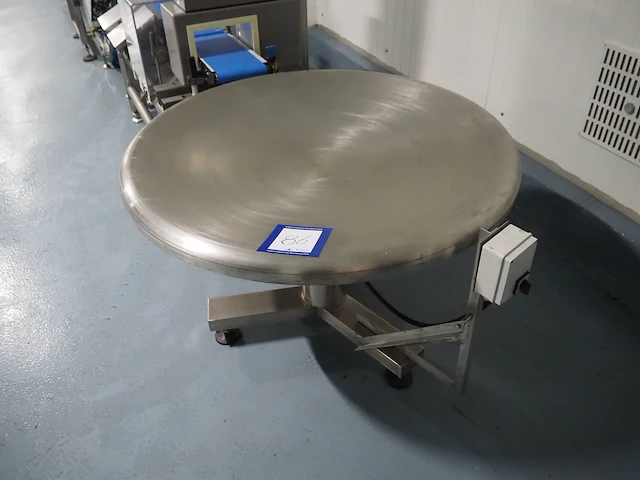 Nn turning table - afbeelding 1 van  7