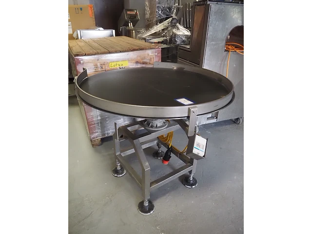 Nn turning table - afbeelding 1 van  6