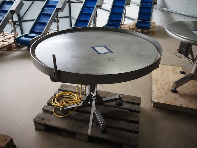 Nn turning table - afbeelding 1 van  8