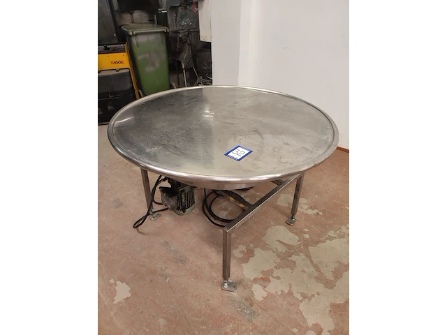 Nn turning table - afbeelding 1 van  6
