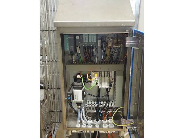 Nn unloading and loading line for racks - afbeelding 8 van  25