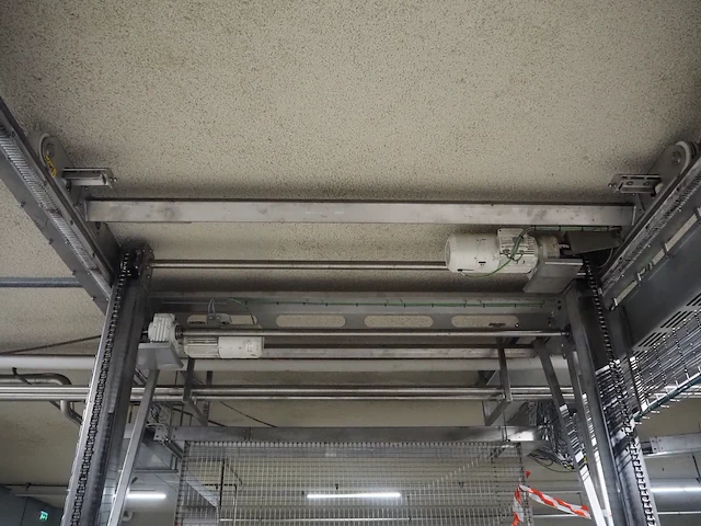 Nn unloading and loading line for racks - afbeelding 13 van  24