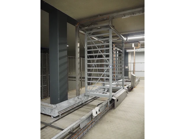 Nn unloading and loading line for racks - afbeelding 12 van  24