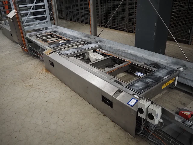 Nn unloading and loading line for racks - afbeelding 20 van  24