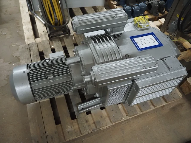Nn vacuum pump - afbeelding 1 van  5