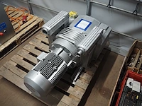 Nn vacuum pump - afbeelding 1 van  4