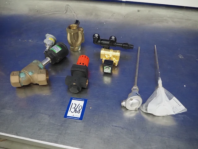 Nn valves - afbeelding 1 van  28