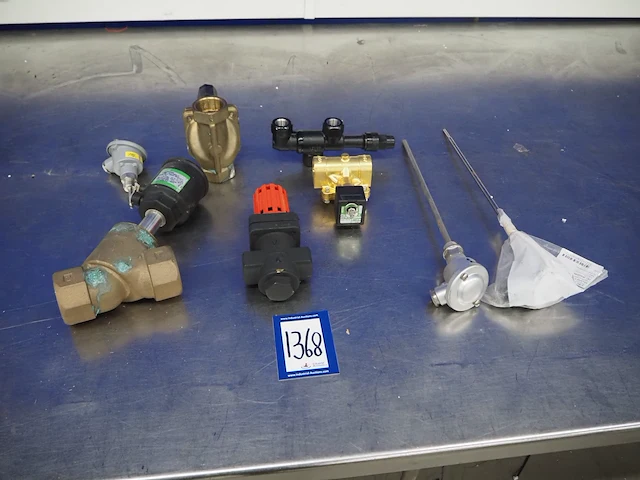 Nn valves - afbeelding 12 van  28