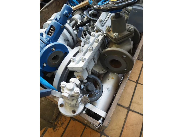 Nn valves - afbeelding 10 van  12