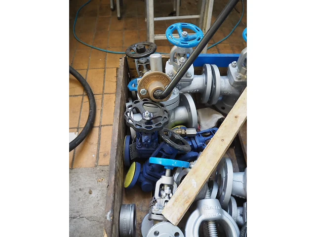 Nn valves - afbeelding 12 van  12