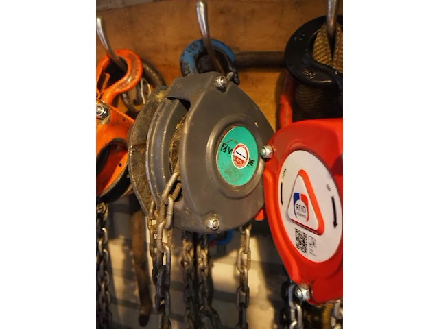 Nn various chain hoists - afbeelding 5 van  9