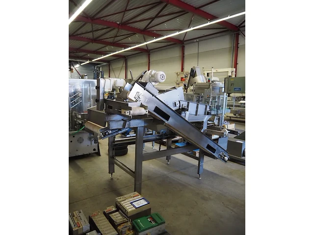 Nn vibrating gutter with sorting belt - afbeelding 13 van  19
