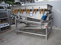 Nn vibrating gutter - afbeelding 1 van  6