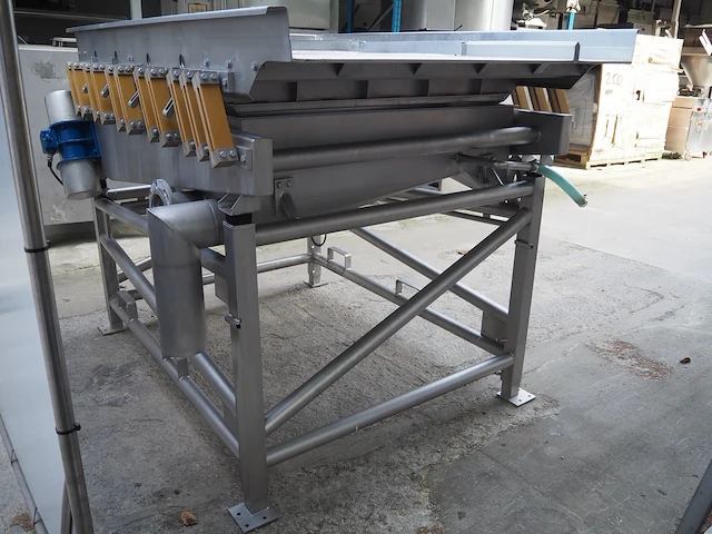 Nn vibrating gutter - afbeelding 3 van  6