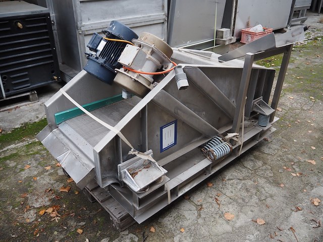 Nn vibrating gutter - afbeelding 1 van  10