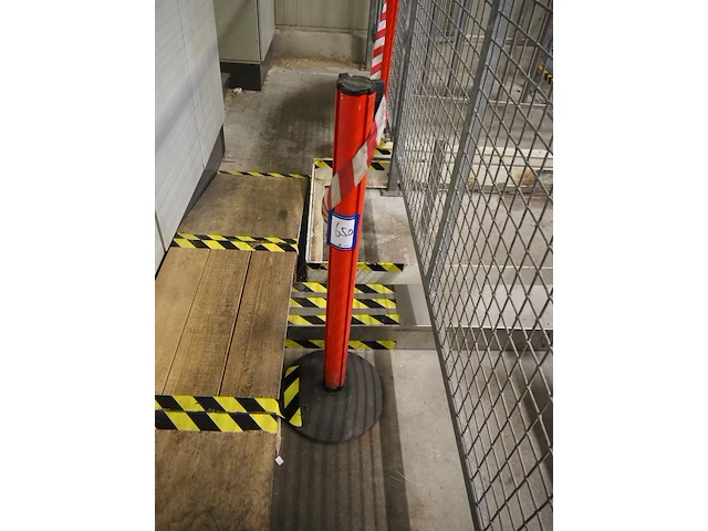 Nn warning poles - afbeelding 2 van  3