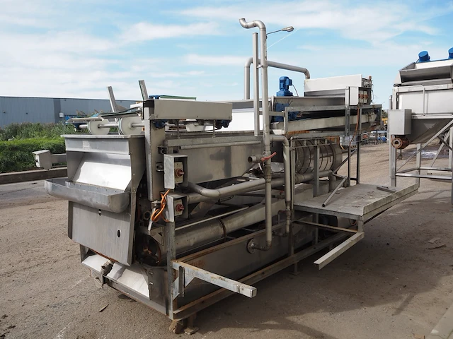 Nn washing machine for peas - afbeelding 11 van  16