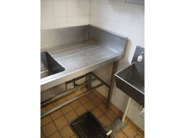 Nn washing table - afbeelding 3 van  5