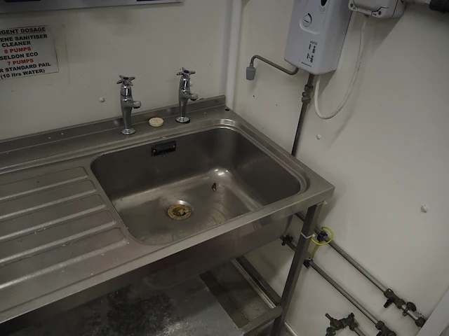 Nn washing table - afbeelding 3 van  7