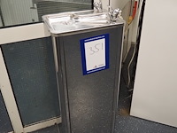 Nn water fountain - afbeelding 1 van  4