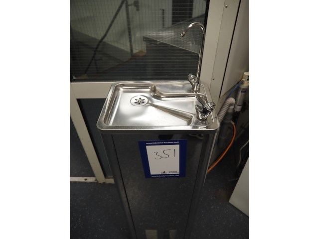 Nn water fountain - afbeelding 3 van  4