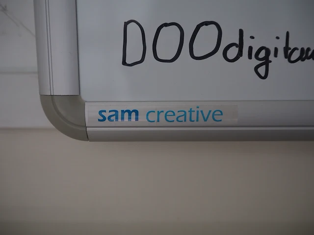 Nn white board - afbeelding 3 van  3