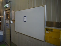 Nn white board - afbeelding 2 van  2