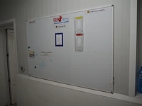 Nn white board - afbeelding 1 van  2