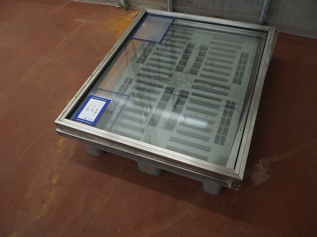 Nn window - afbeelding 1 van  3