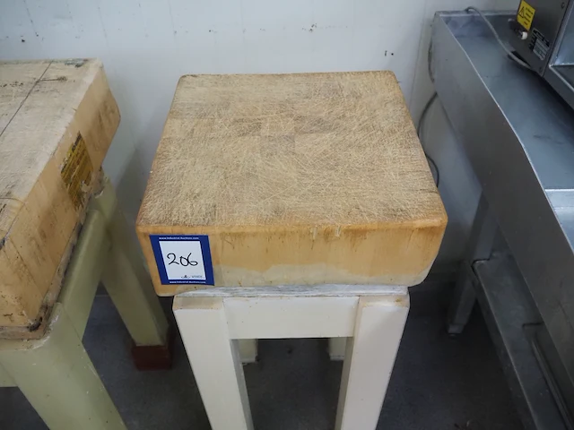 Nn wooden chopping block - afbeelding 3 van  3