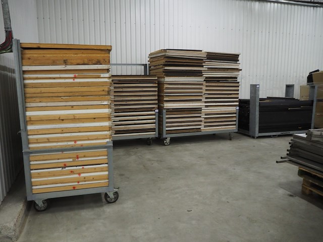 Nn wooden plates - afbeelding 1 van  11