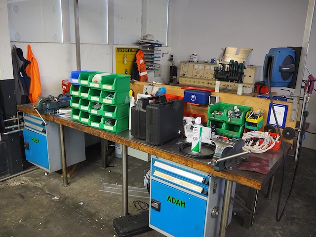 Nn working benches - afbeelding 15 van  19