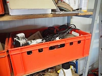 Nn workshop inventory with various machine parts - afbeelding 22 van  27