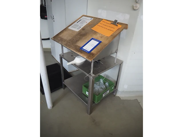Nn writing desk - afbeelding 1 van  4
