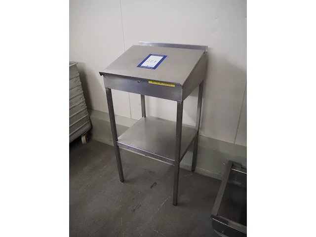 Nn writing desk - afbeelding 1 van  4