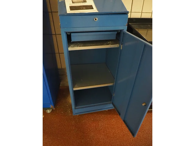 Nn writing desks - afbeelding 11 van  12