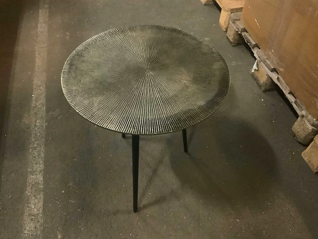 No limits nestor sofa bijzettafel (12x) - afbeelding 2 van  3