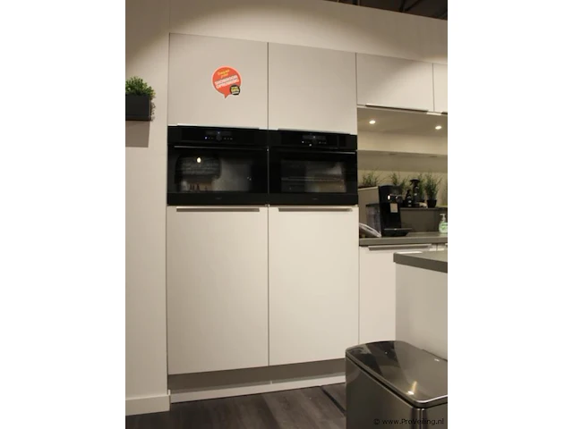 Nobila eilandkeuken met apparaten / kastenwand - afbeelding 6 van  48