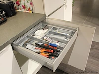 Nobila eilandkeuken met apparaten / kastenwand - afbeelding 25 van  48
