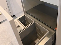 Nobilia - aeg eiland - hoekkeuken met apparatenwand - afbeelding 4 van  21