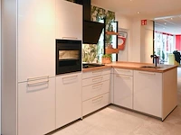 Nobilia - aeg eiland - hoekkeuken met apparatenwand - afbeelding 7 van  21