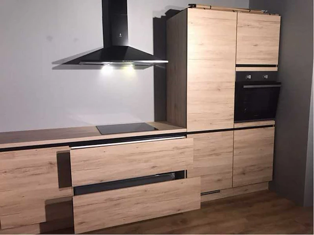 Nobilia - riva decor eiken san remo - keukenopstelling - afbeelding 9 van  24